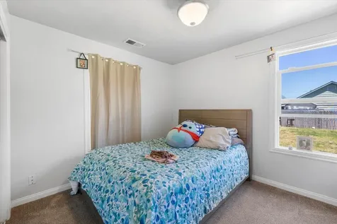 1735 Orchard Home Court Medford OR 97501