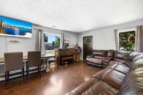 1735 Orchard Home Court Medford OR 97501