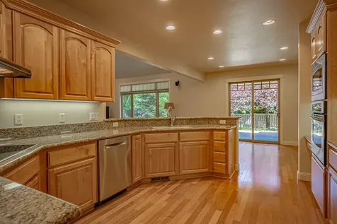 3752 Cherry Lane Medford OR 97504