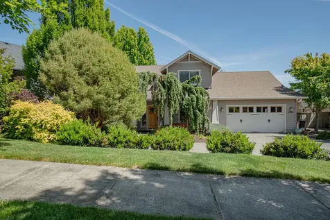 3752 Cherry Lane Medford OR 97504