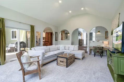 974 NE Francis Court Bend OR 97701