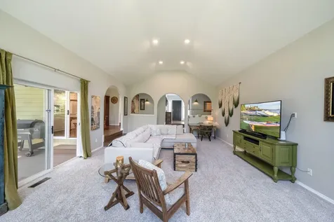 974 NE Francis Court Bend OR 97701