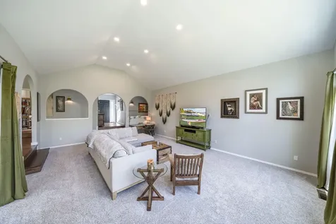 974 NE Francis Court Bend OR 97701