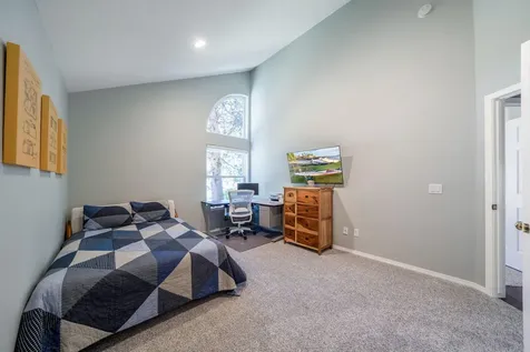 974 NE Francis Court Bend OR 97701