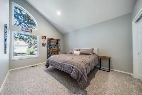 974 NE Francis Court Bend OR 97701