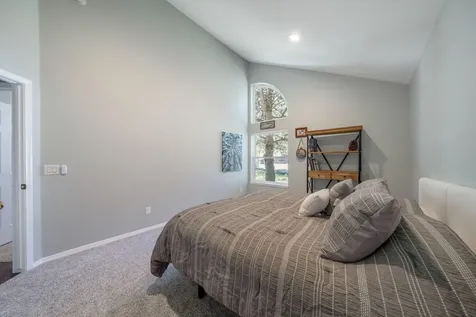 974 NE Francis Court Bend OR 97701