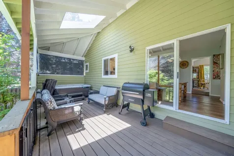 974 NE Francis Court Bend OR 97701