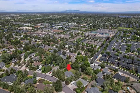 974 NE Francis Court Bend OR 97701