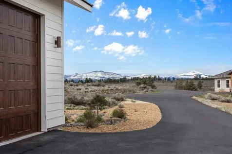 16920 Jefferson Vista Place Sisters OR 97759