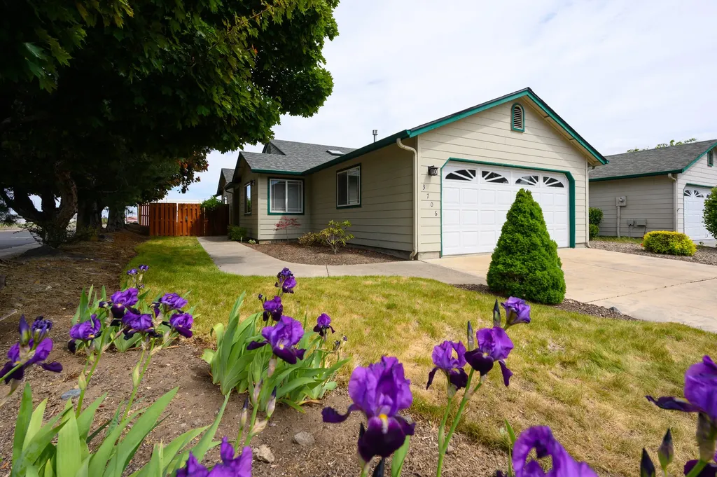 3706 SW Sam Snead Court Redmond OR 97756
