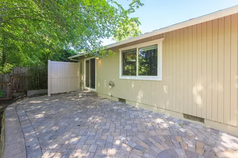 235 Joseph Drive Talent OR 97540