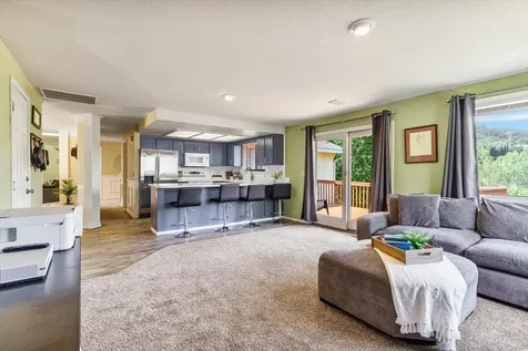 1303 Highcrest Drive Medford OR 97504