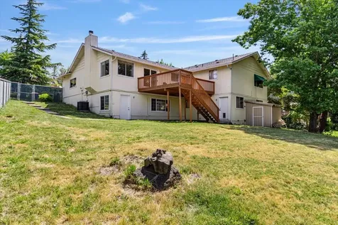 1303 Highcrest Drive Medford OR 97504