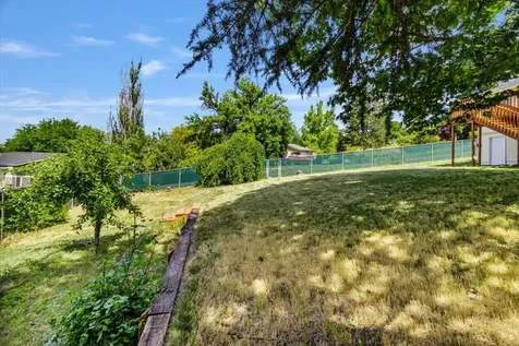1303 Highcrest Drive Medford OR 97504