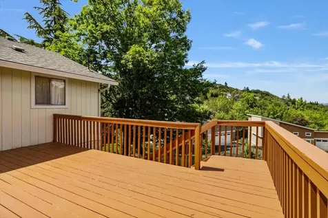 1303 Highcrest Drive Medford OR 97504