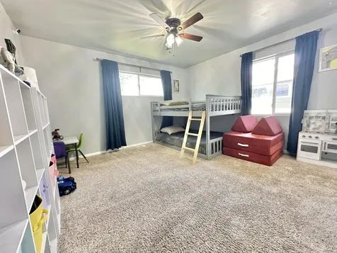 185 Dahlia Street Klamath Falls OR 97601