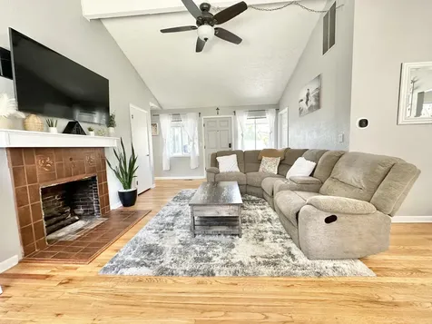 185 Dahlia Street Klamath Falls OR 97601