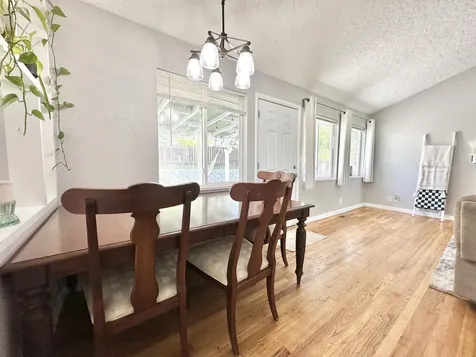 185 Dahlia Street Klamath Falls OR 97601