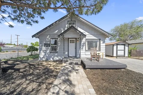 202 SW 3rd Street Redmond OR 97756