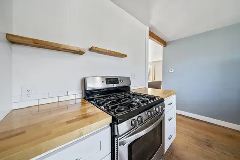202 SW 3rd Street Redmond OR 97756