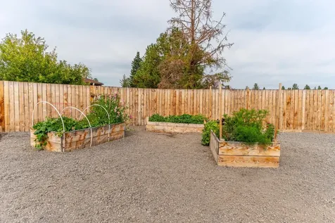 16958 Varco Road Bend OR 97703