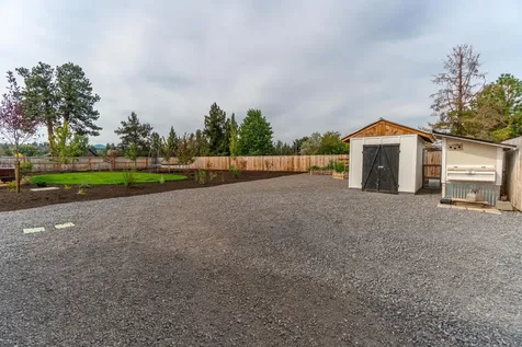 16958 Varco Road Bend OR 97703