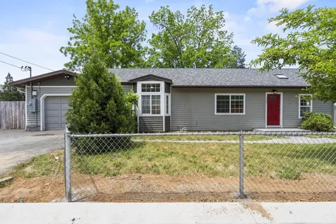 1405 Fruitdale Drive Grants Pass OR 97527