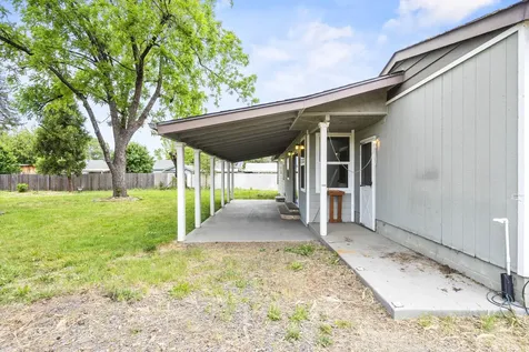 1405 Fruitdale Drive Grants Pass OR 97527