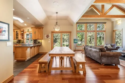 17690 Mountain View Road Sisters OR 97759