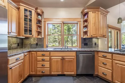 17690 Mountain View Road Sisters OR 97759