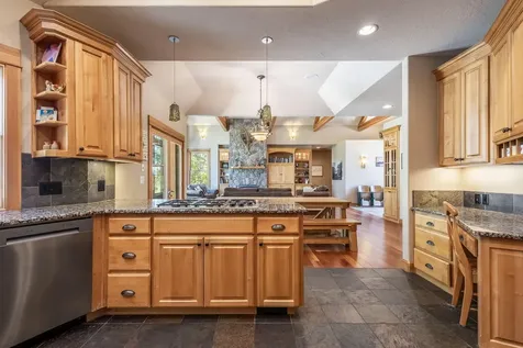 17690 Mountain View Road Sisters OR 97759