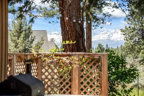 17690 Mountain View Road Sisters OR 97759