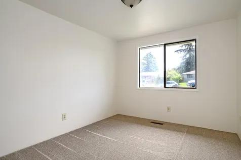 1937 Orinda Circle Medford OR 97504