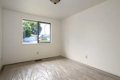 1937 Orinda Circle Medford OR 97504