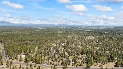 67186 Harrington Loop Road Bend OR 97703