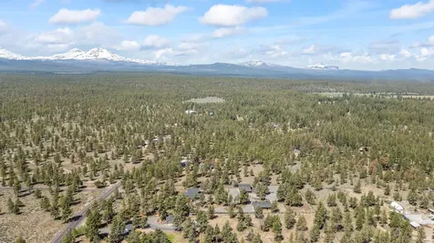 67186 Harrington Loop Road Bend OR 97703
