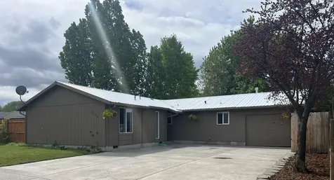 1240 SE 6th Street Prineville OR 97754