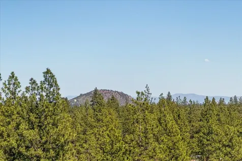 19035 Ridgeline Court Bend OR 97703