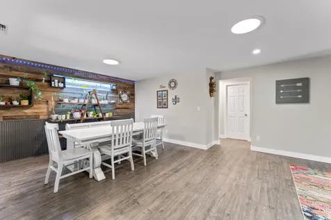 1105 Juanita Way Central Point OR 97502