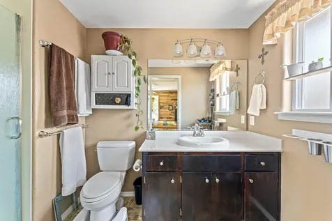 1105 Juanita Way Central Point OR 97502