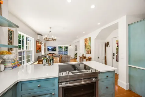 843 B Street Ashland OR 97520