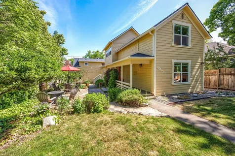 843 B Street Ashland OR 97520