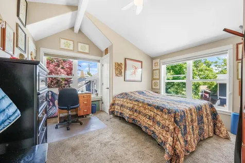 843 B Street Ashland OR 97520