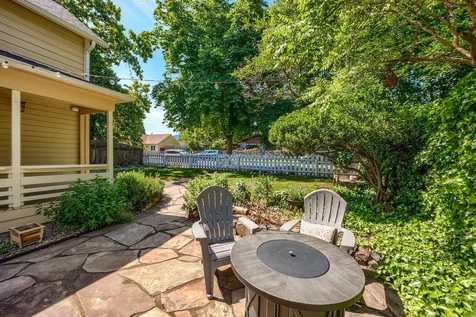 843 B Street Ashland OR 97520