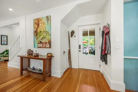 843 B Street Ashland OR 97520
