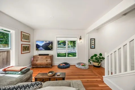 843 B Street Ashland OR 97520