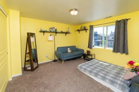21242 Thornhill Lane Bend OR 97701