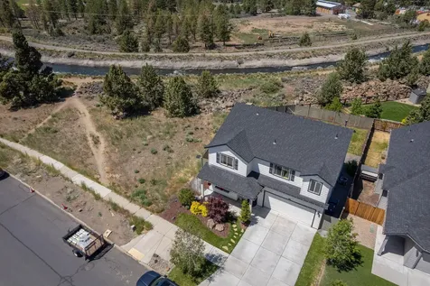 21242 Thornhill Lane Bend OR 97701