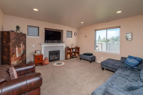 21242 Thornhill Lane Bend OR 97701