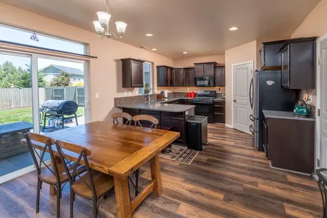21242 Thornhill Lane Bend OR 97701